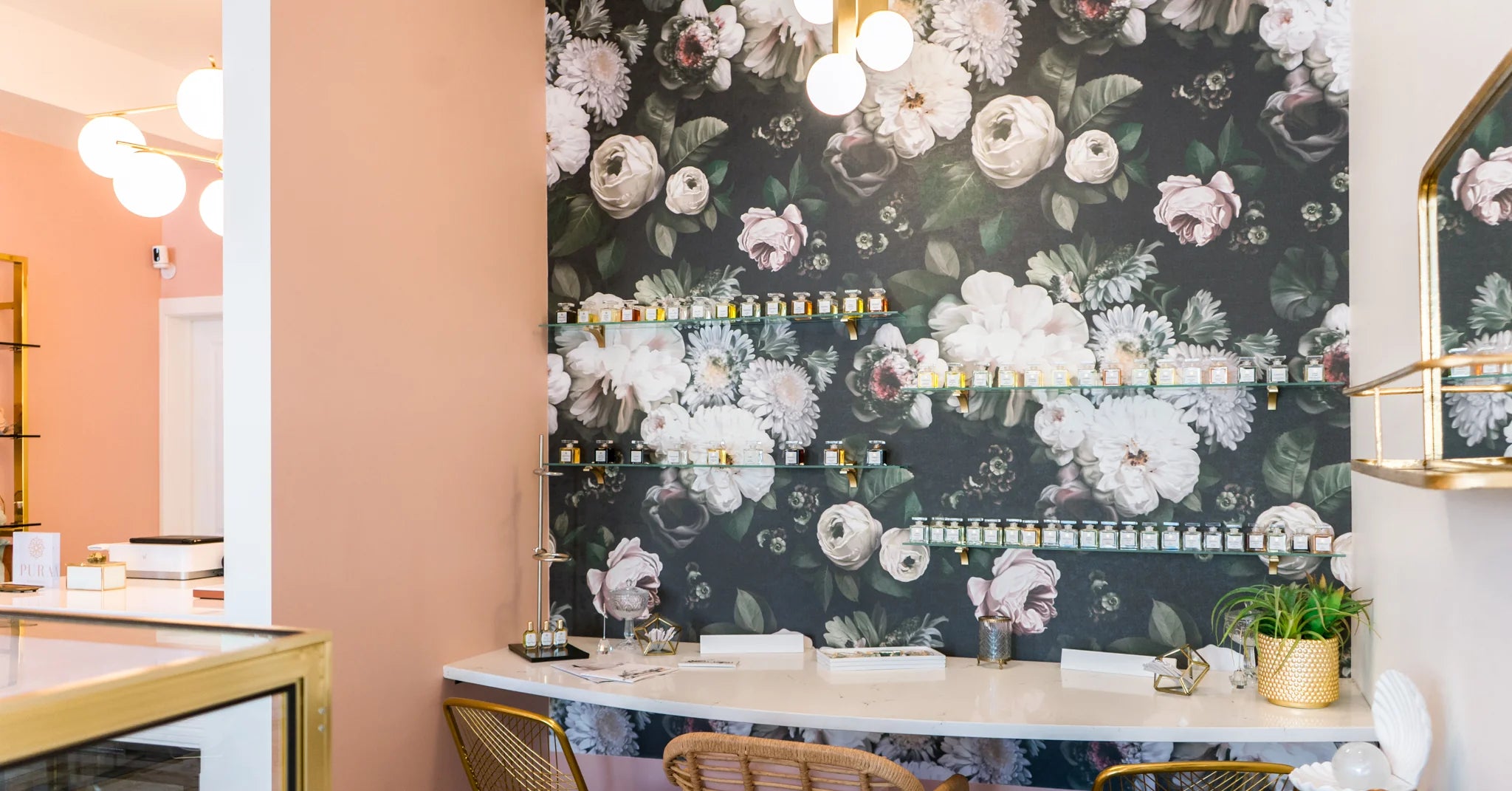 Pura_Botanicals_So_Pretty_Boutique-85_copy_2048x2048_4deb48df-eaeb-429a-b270-64e554f3d8a7.webp